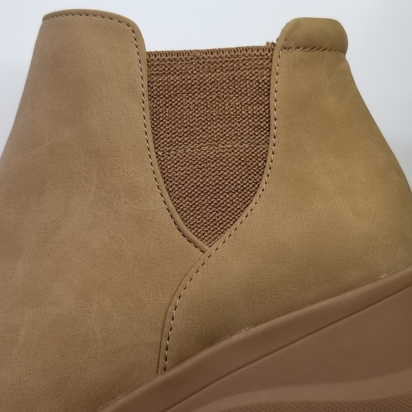 NWOT Naturalizer Genn-Swerve ankle booties, tan/light brown, women's 6.5 - Picture 12 of 16